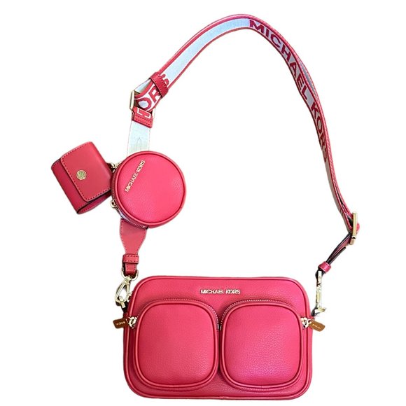 Michael Kors Jet Set Item Medium Crossbody Bag Tech Attached Carmine Pink - Picture 1 of 13